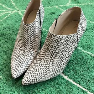 NWT Cole Haan vestry bootie, size 8.5